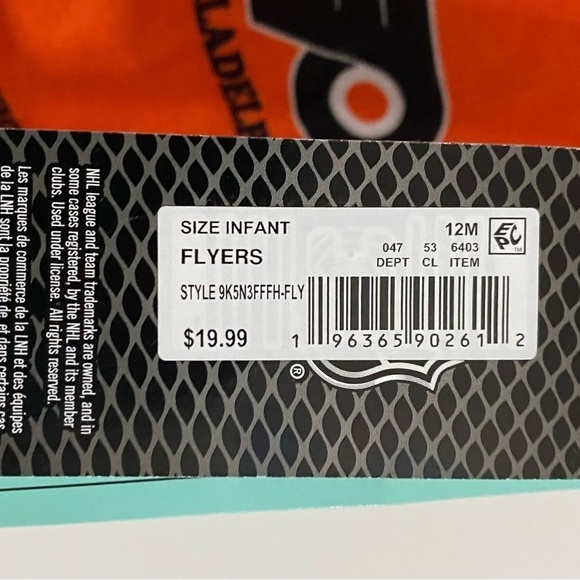 3/$20 NHL Licensed Philadelphia Flyers Footed Sleepwear Hockey Fan, 12M snug fit - Picture 7 of 11